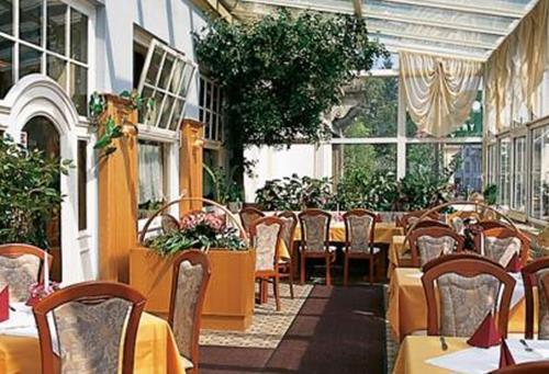 Hotel - Restaurant Kurhaus Klotzsche Dresde Extérieur photo